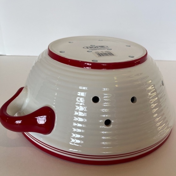 Ceramic Colander Cheery Red and White Decorated with Cherries - Picture 5 of 8
